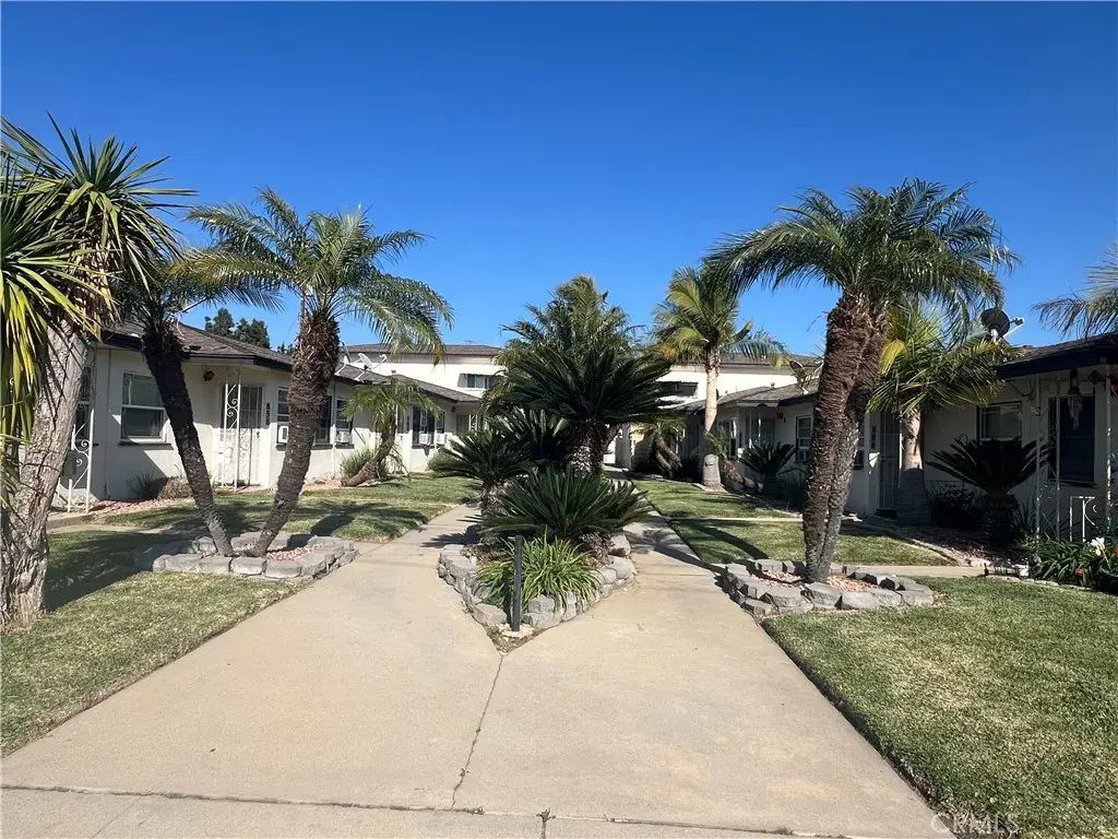 662 S 2nd Avenue 1/2, Covina