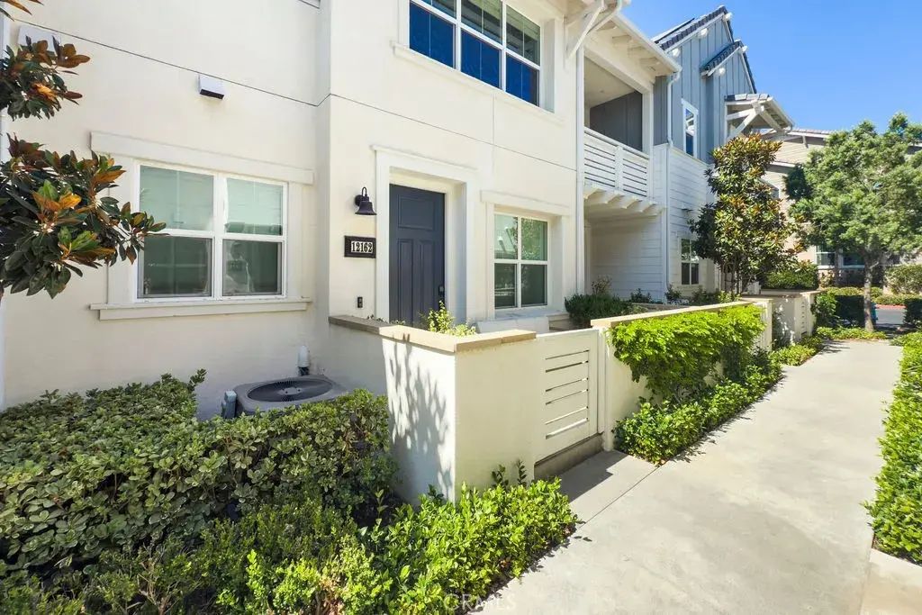 12162 Starling Ln, Whittier
