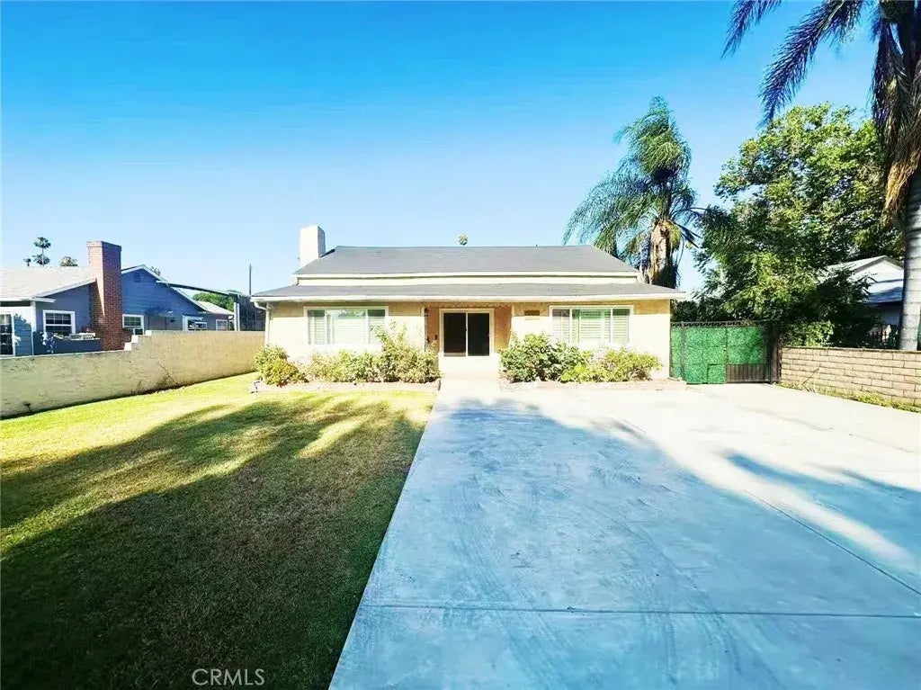 528 S Avington Avenue, West Covina