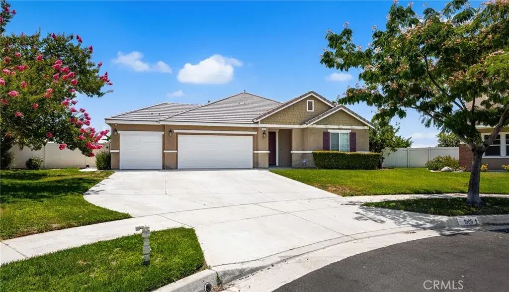 1909 Crystal Cove Court, Redlands