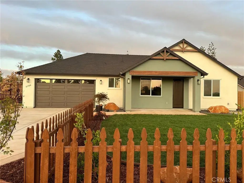 5780 Copeland Road, Paradise