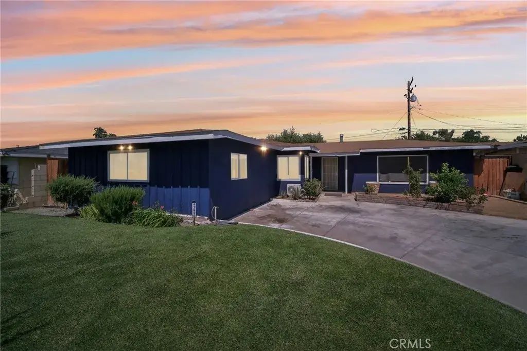43926 3rd Street East, Lancaster