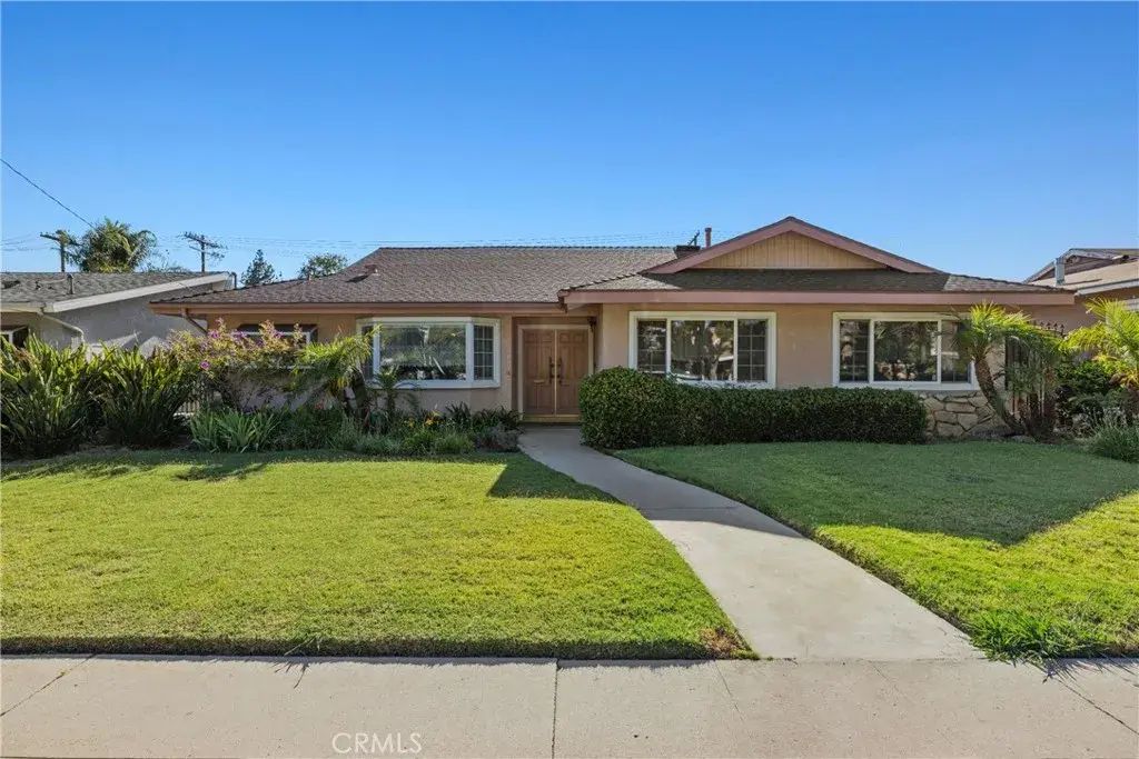 10713 Woodley Avenue, Granada Hills