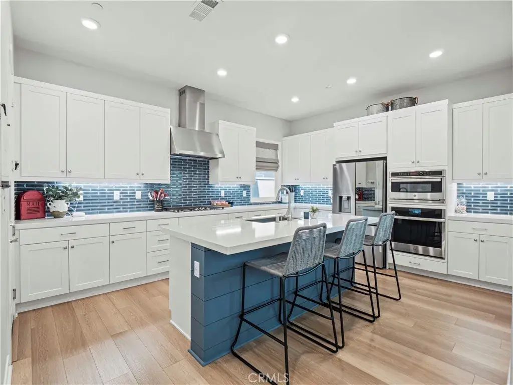 27717 Knoll View Place, Valencia