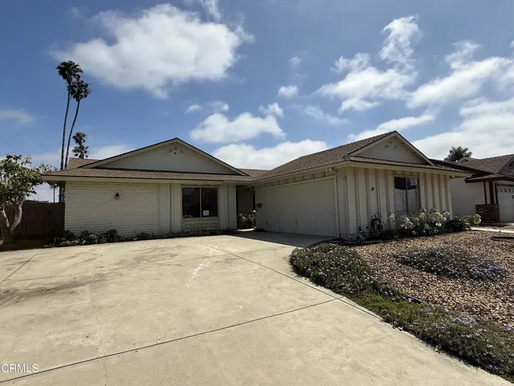 8160 Tiara Street, Ventura
