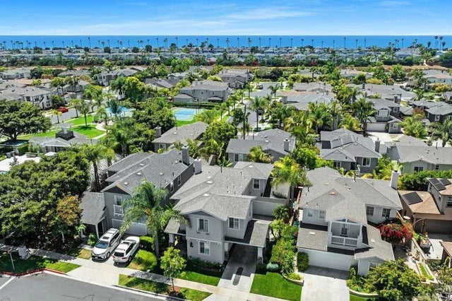 6925 Waters End Drive, Carlsbad