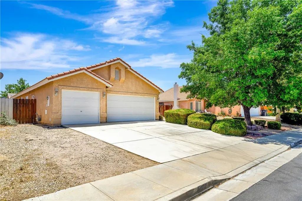 3524 San Jacinto Avenue, Rosamond
