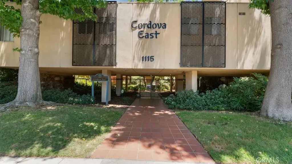 1115 Cordova Street 207, Pasadena