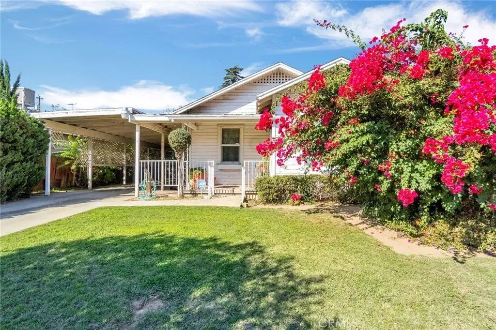 937 E 6th Street, Madera