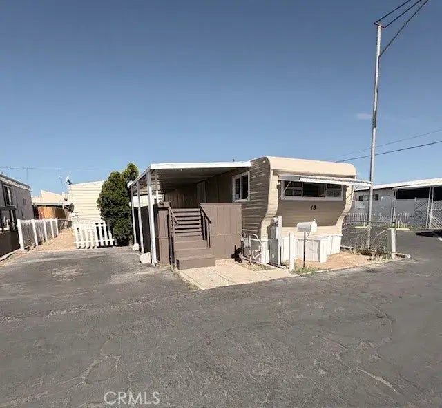 16473 Green Tree 18, Victorville