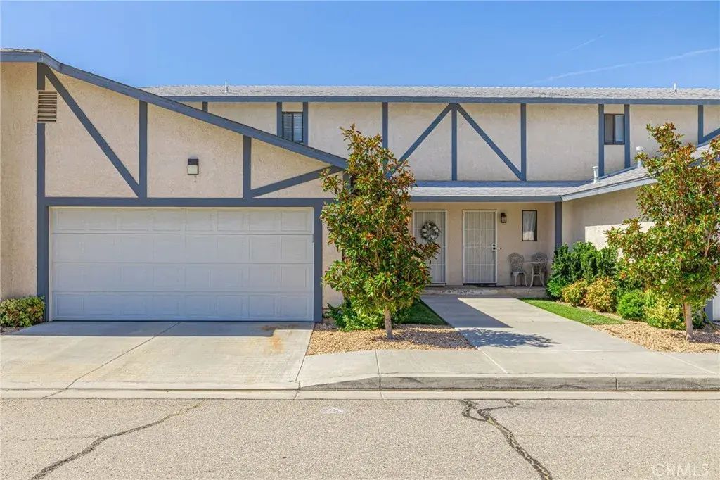43840 Bobby Jones Drive 22, Lancaster