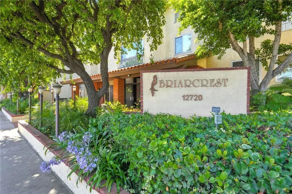 12720 Burbank Boulevard 121, Valley Village