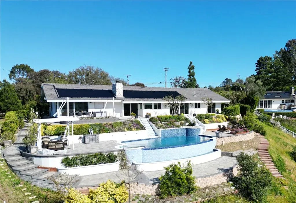 2 El Concho Lane, Rolling Hills