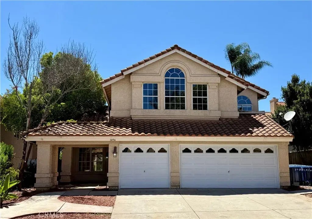 1094 Felicidad Drive, Fallbrook