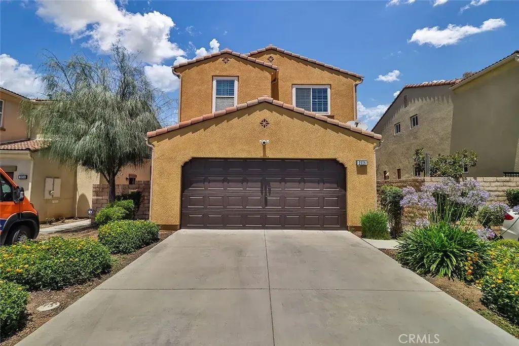 2928 Royal Avenue, Simi Valley