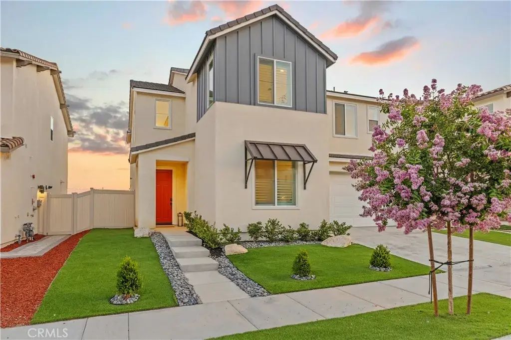 28537 Daybreak Way, Saugus