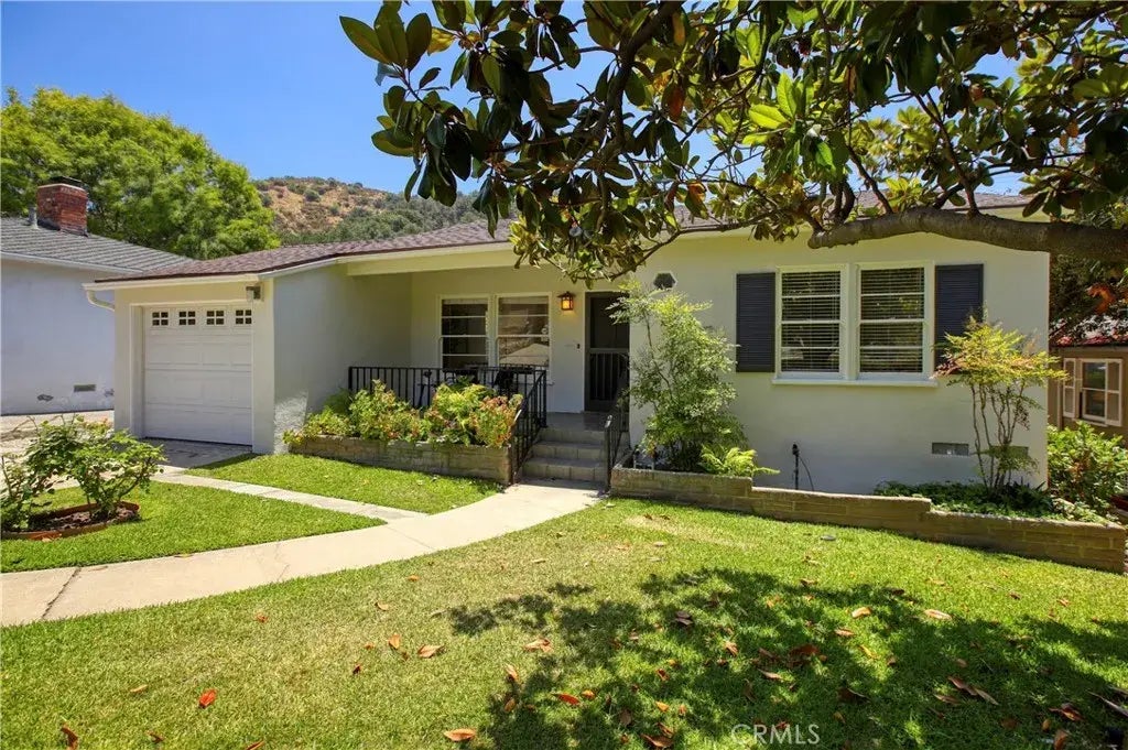 1852 Alpha Road, Glendale