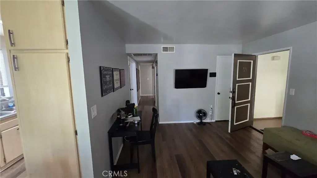 27907 Tyler Lane 715, Canyon Country