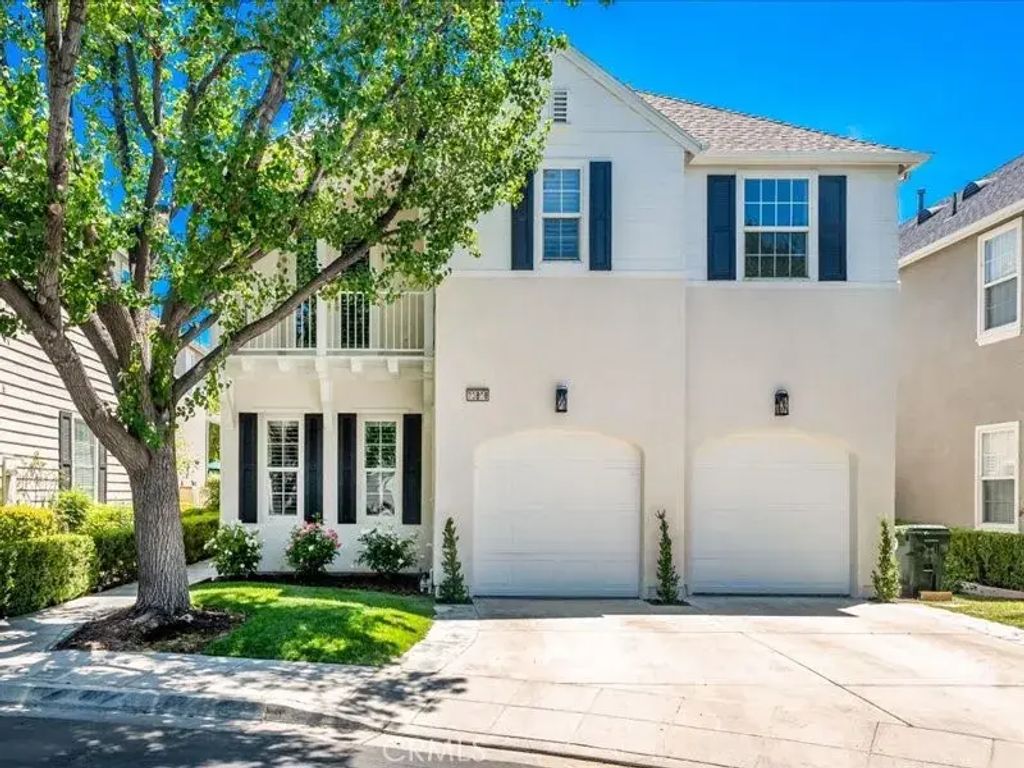 23808 Bayview Court, Valencia