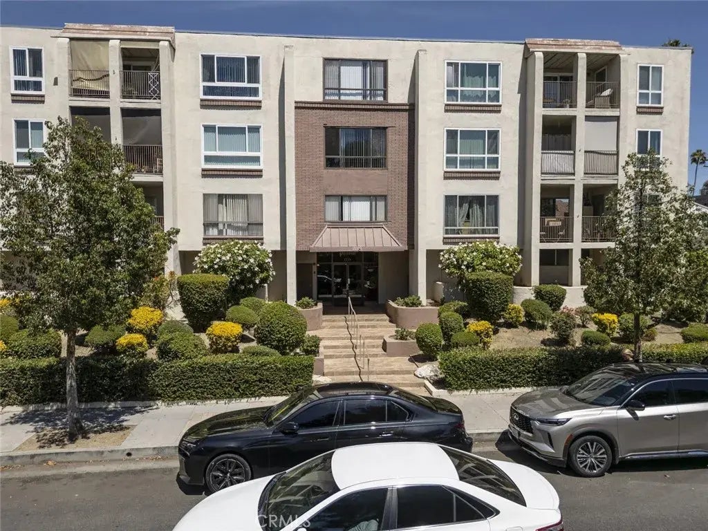 1118 N Central Avenue 14, Glendale