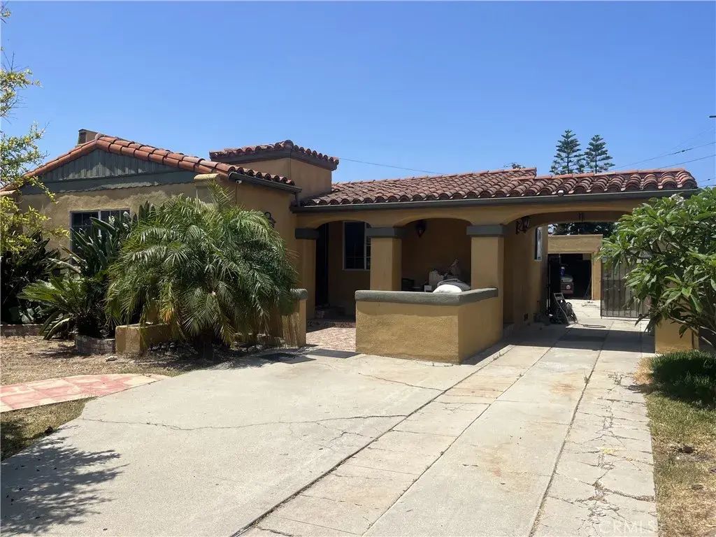 1821 S Curson Avenue, Los Angeles
