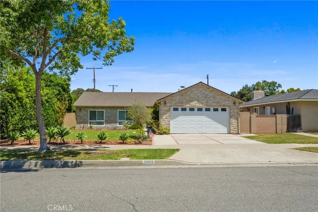 1403 E Chalynn Avenue, Orange