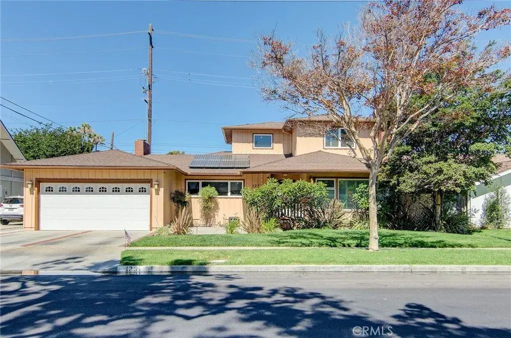 1251 Hackett Avenue, Long Beach