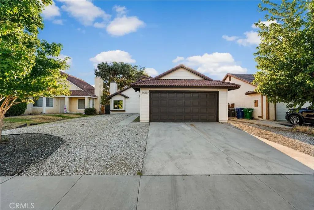36829 Burroughs Way, Palmdale