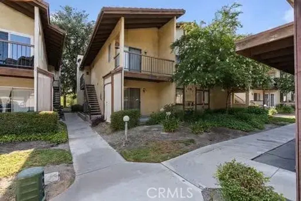 3138 Little Mountain Drive A, San Bernardino