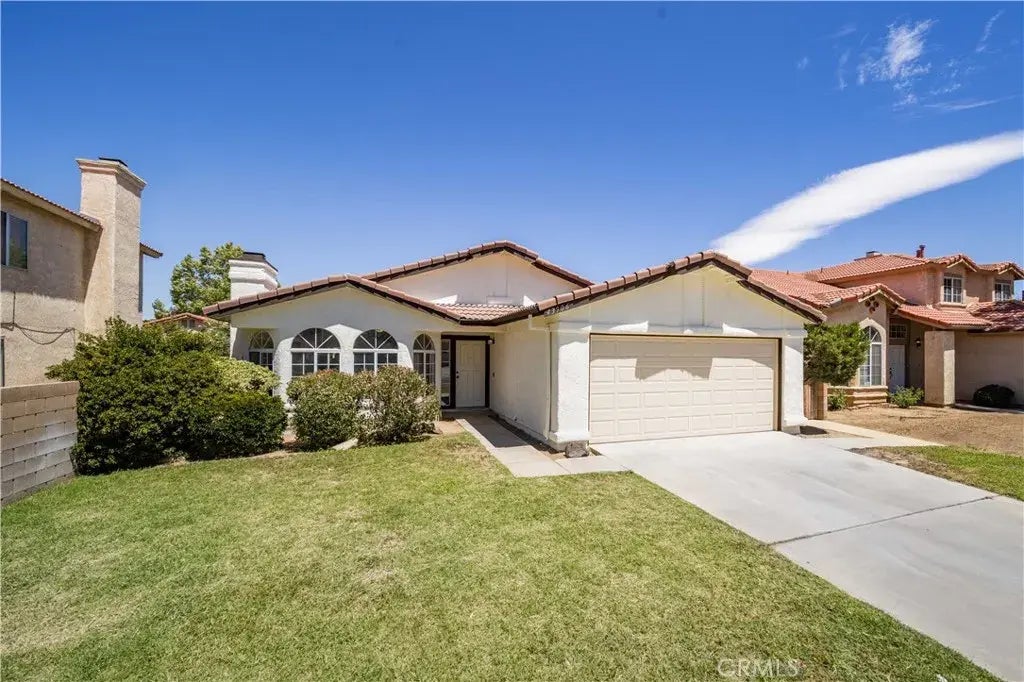 43906 Broadwater Avenue, Lancaster