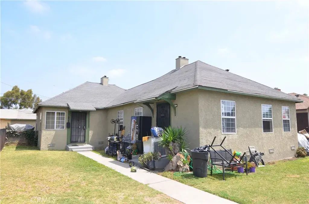 533 W Almond Street, Compton