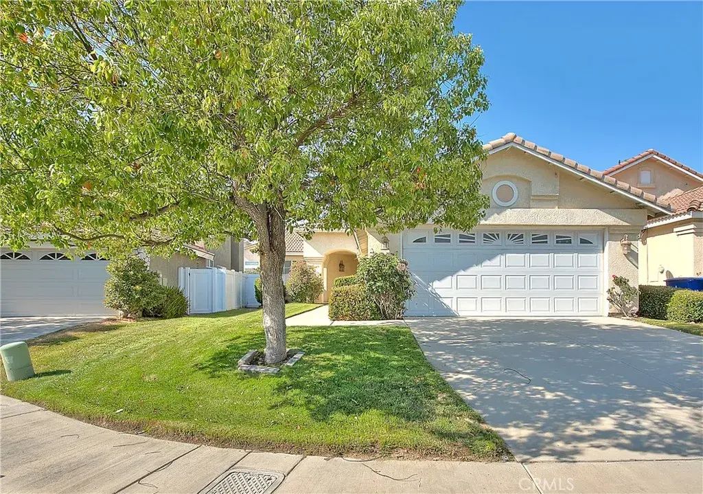 19125 Vintage Woods Drive, Riverside