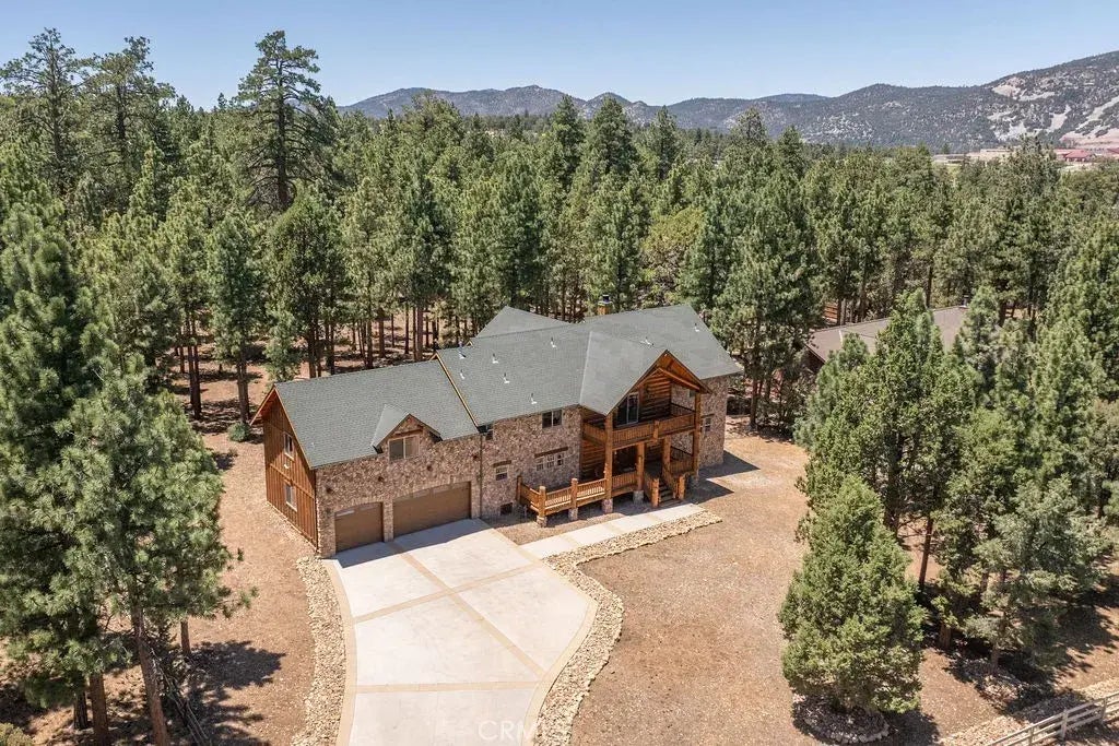 625 Cedar Glen Drive, Big Bear City