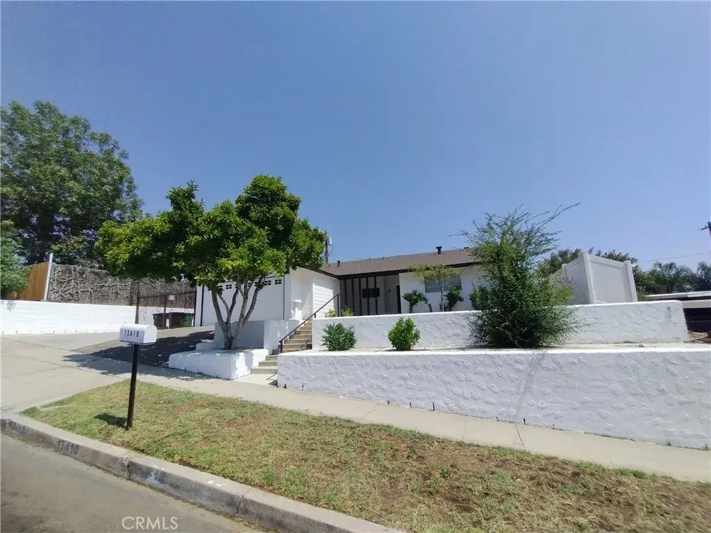 13410 Berg Street, Sylmar