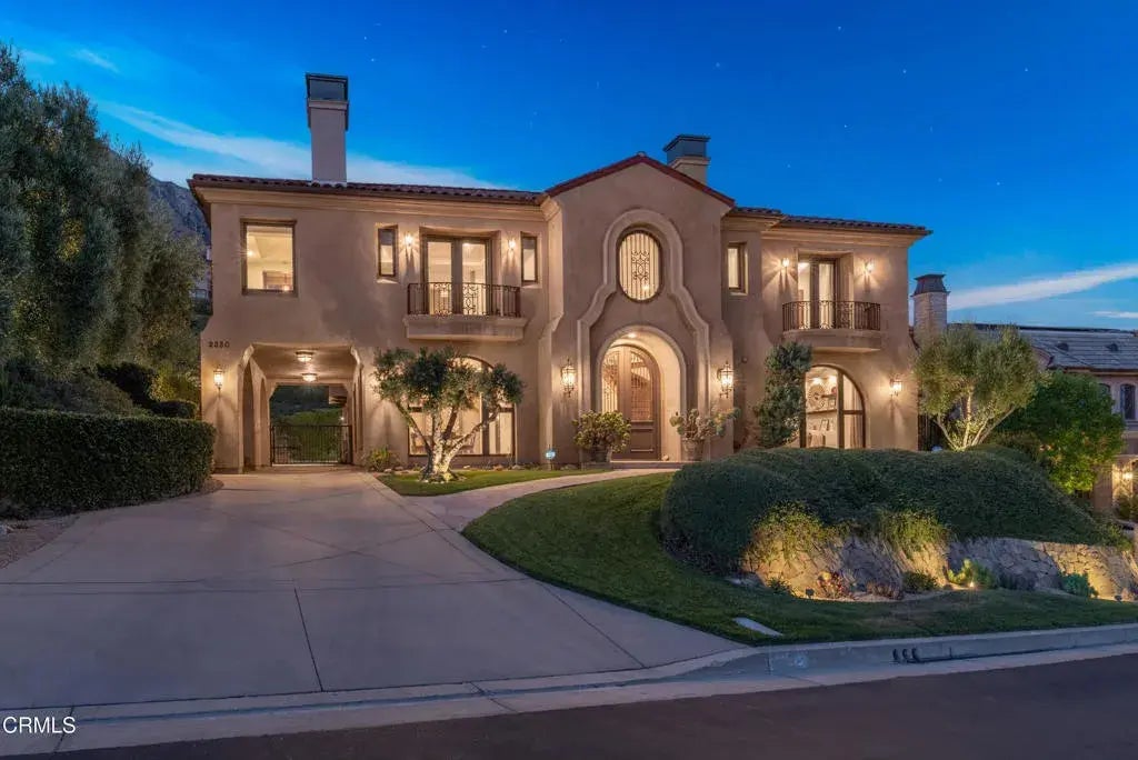 2330 Crystal Lane, Pasadena