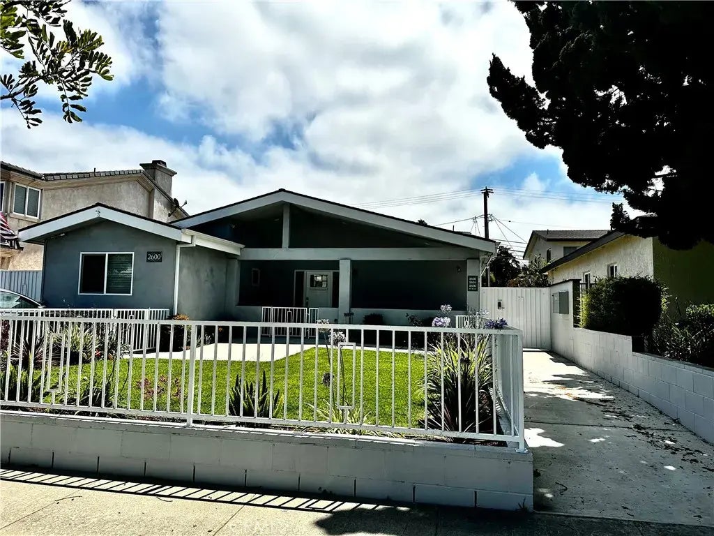 2602 Apple Avenue, Torrance