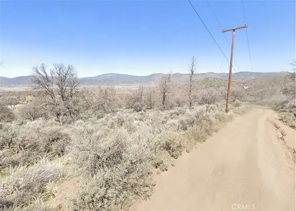 Chalet Rd, Tehachapi