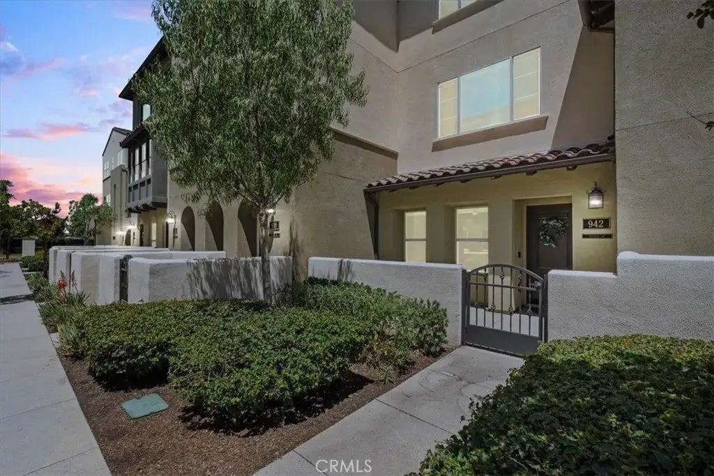 942 E Drapery Lane, Anaheim