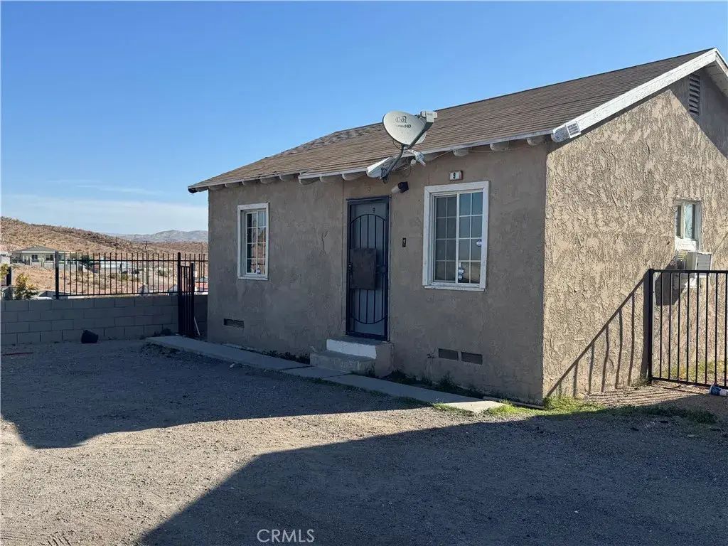 401 W Fredricks Street, Barstow