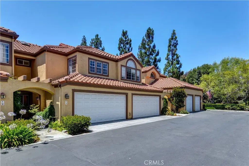 17 Via Athena, Aliso Viejo