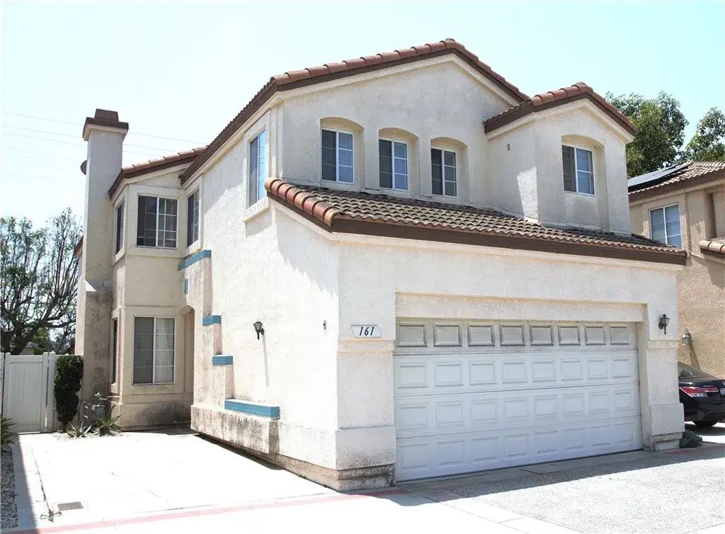 161 E 220th Street, Carson