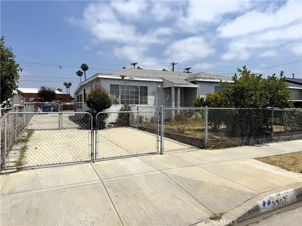 3237 W 132nd Street, Hawthorne