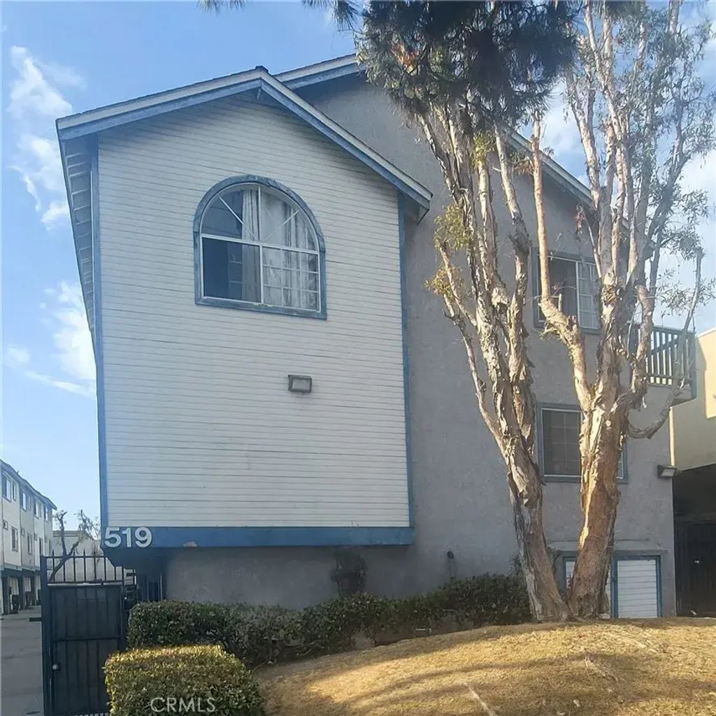 519 E Hazel Street 11, Inglewood