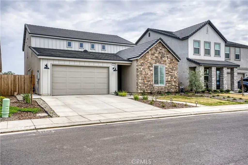 1093 Traverse Drive South, Madera