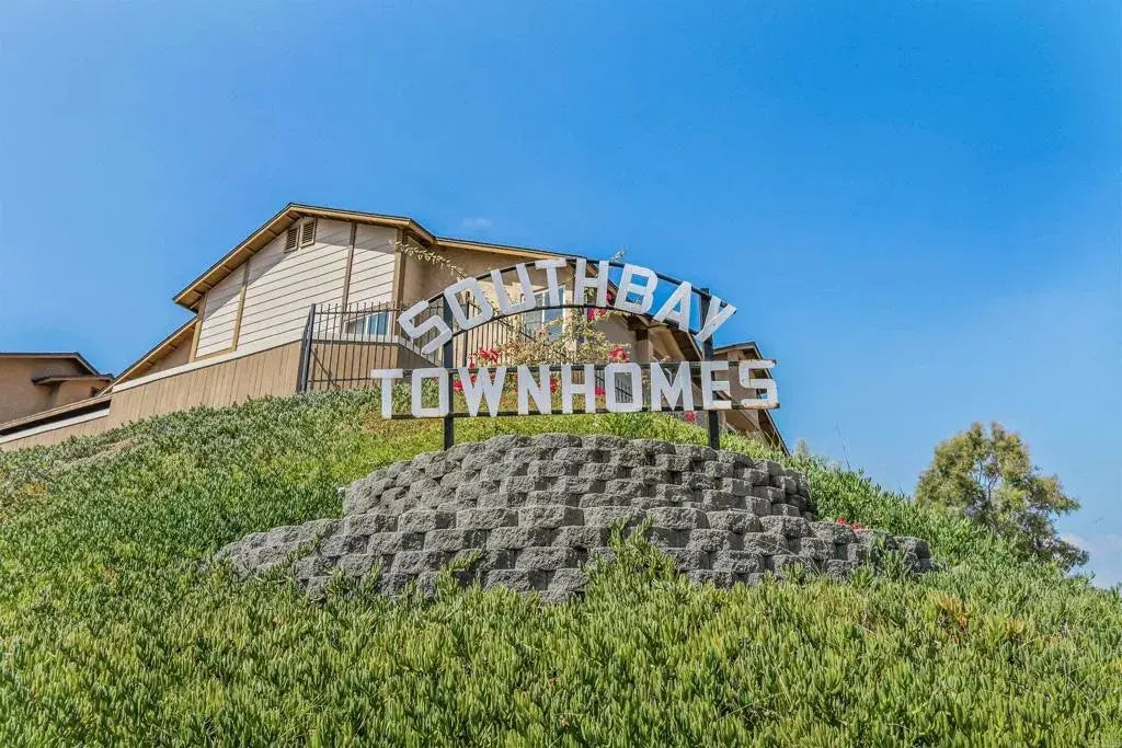 6872 Quebec Court 5, 