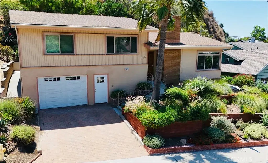 1826 Bara Road, Glendale