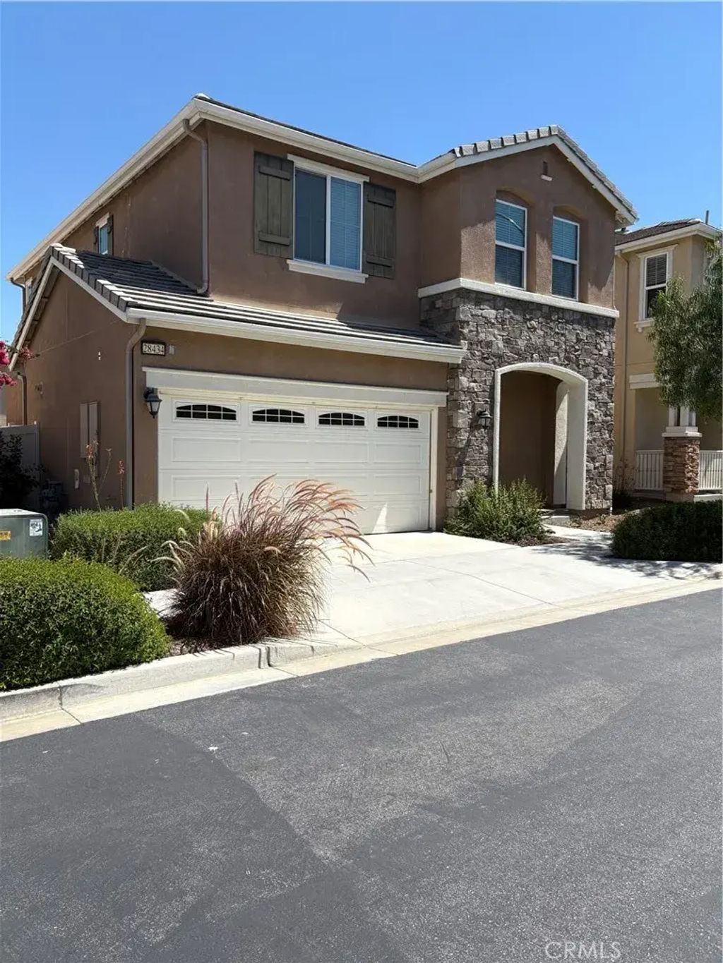 28434 Sunflower Street, Highland