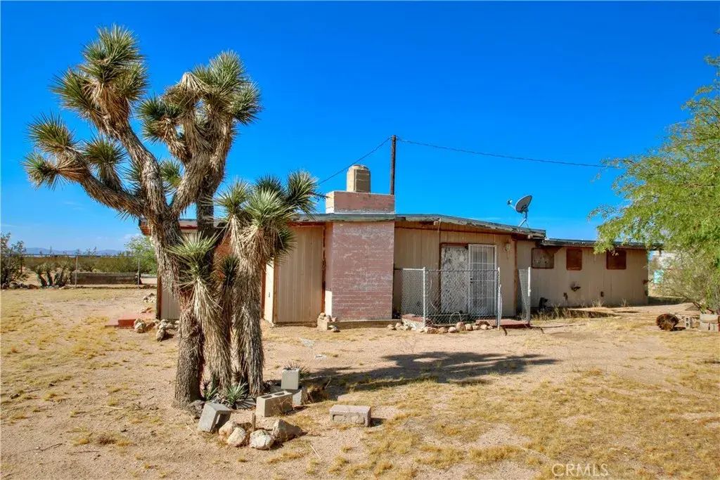 62105 Moon Drive, Joshua Tree