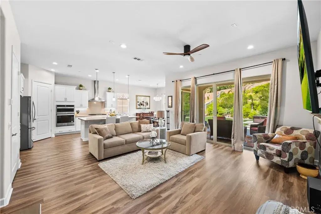 24184 Crestley Drive, Corona