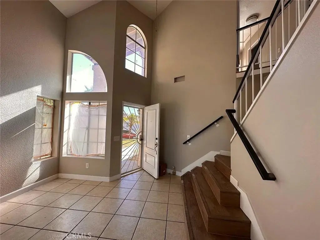 15476 Old Castle Road, Fontana